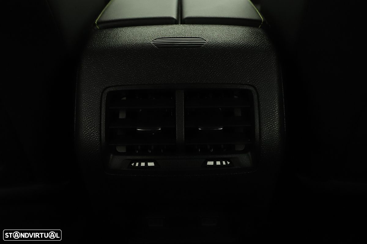 Peugeot 408 1.2 PureTech GT EAT8 - 24