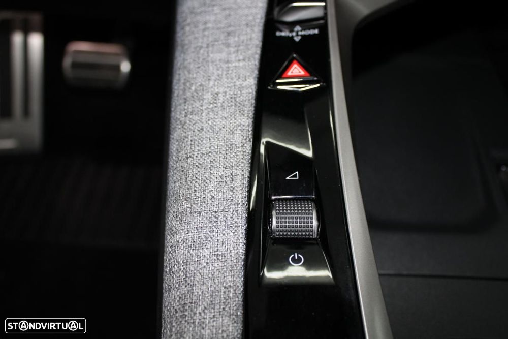 Peugeot E-3008 73 kWh GT - 22