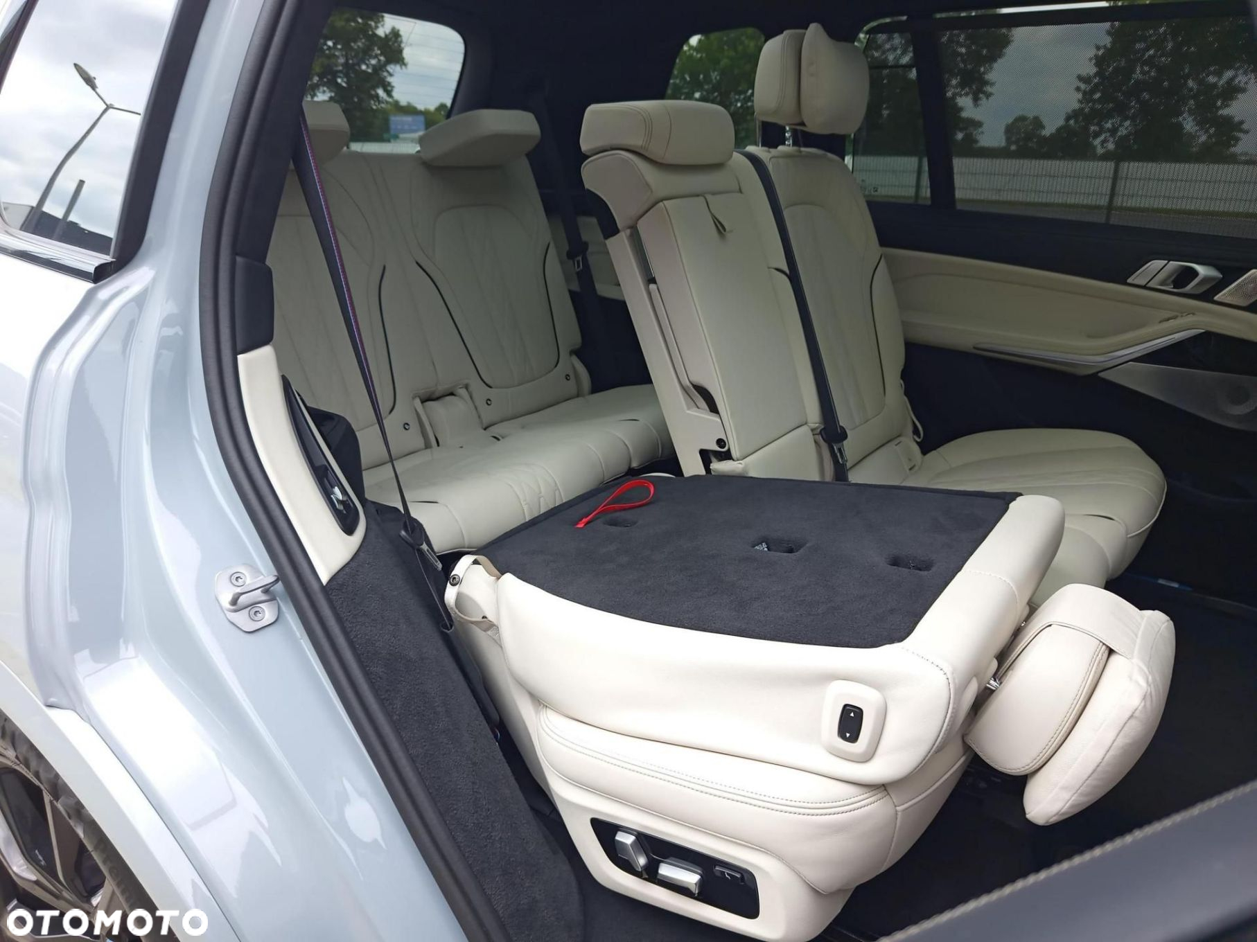 BMW X7 - 22
