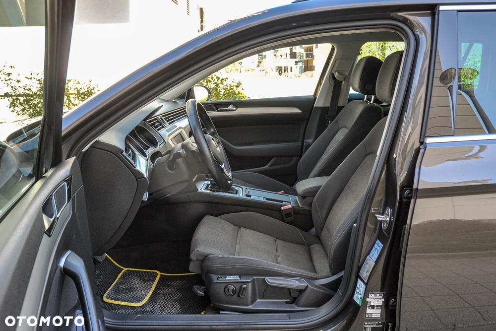 Volkswagen Passat - 7