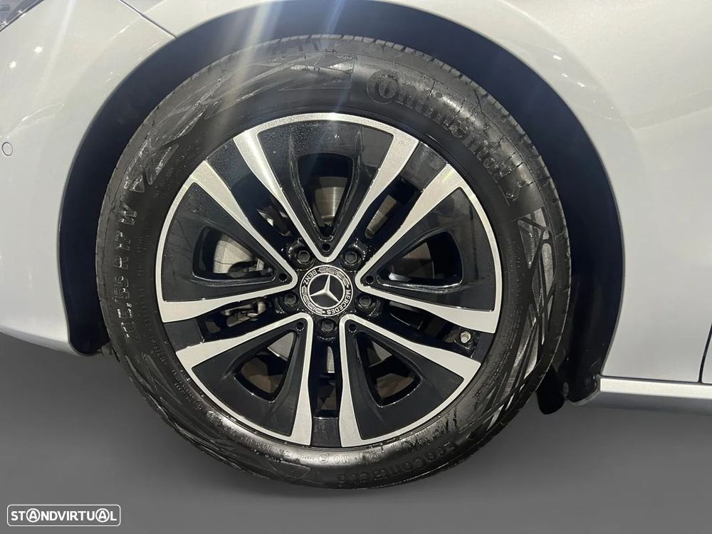 Mercedes-Benz CLA 180 d - 16