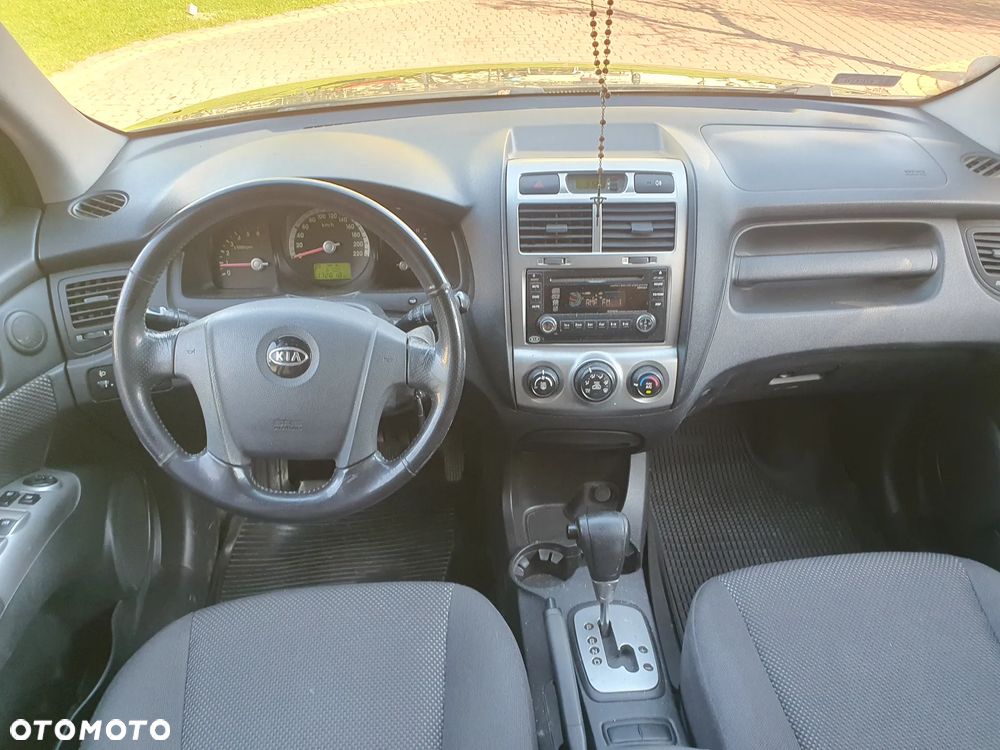 Kia Sportage 2.0 d Tour 2WD - 11