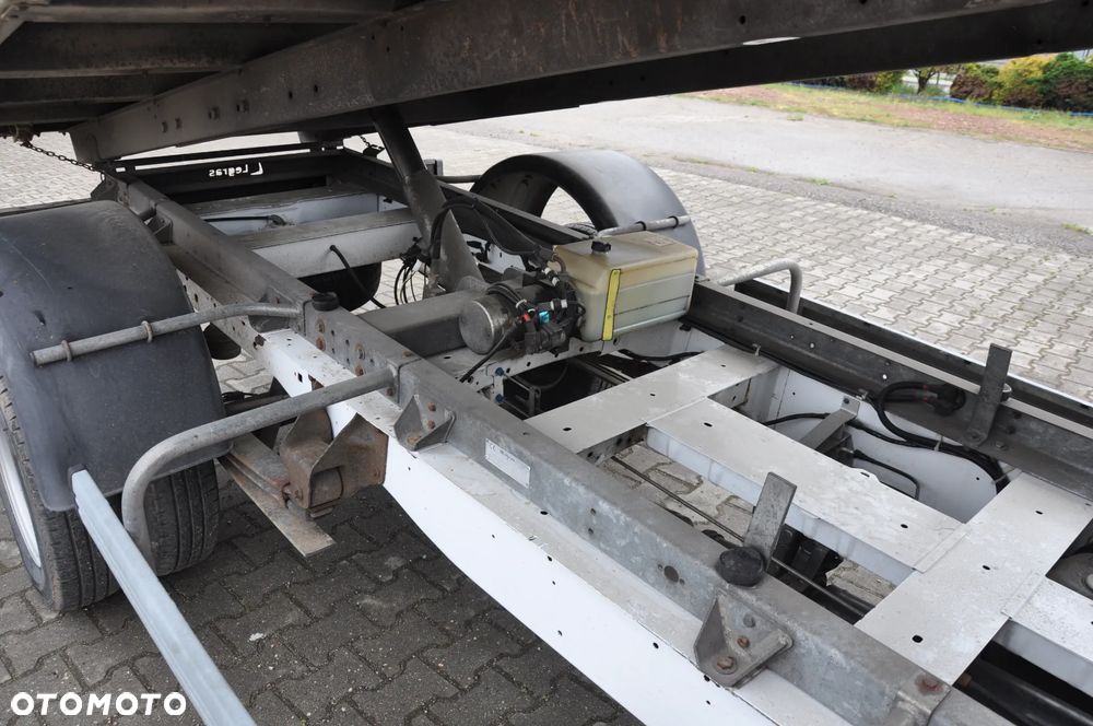 Ford TRANSIT WYWROTKA NA BLIŹNIAKU - 10