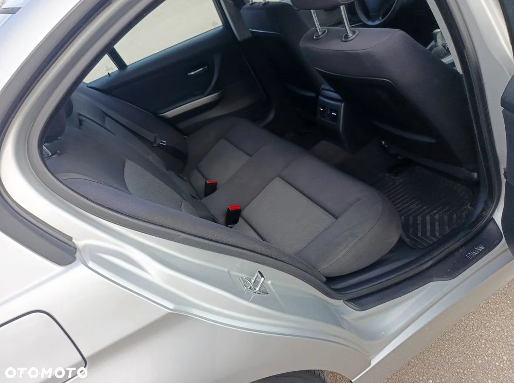 BMW Seria 3 - 8