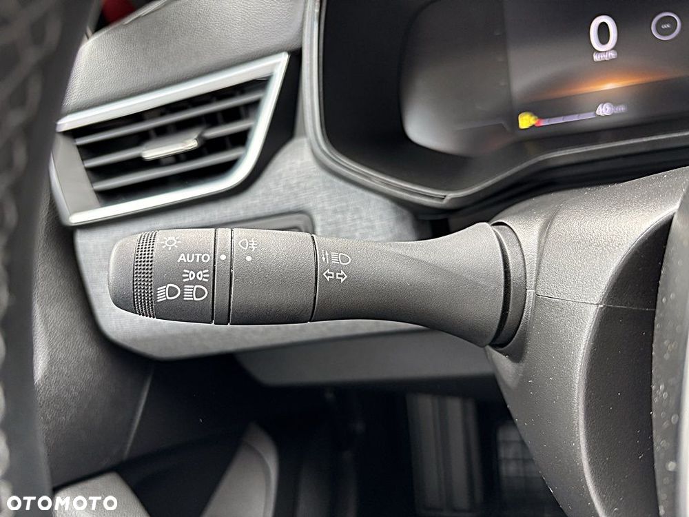 Renault Clio 1.0 TCe Evolution - 12