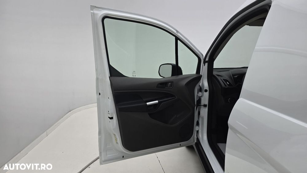 Ford Transit Connect - 11