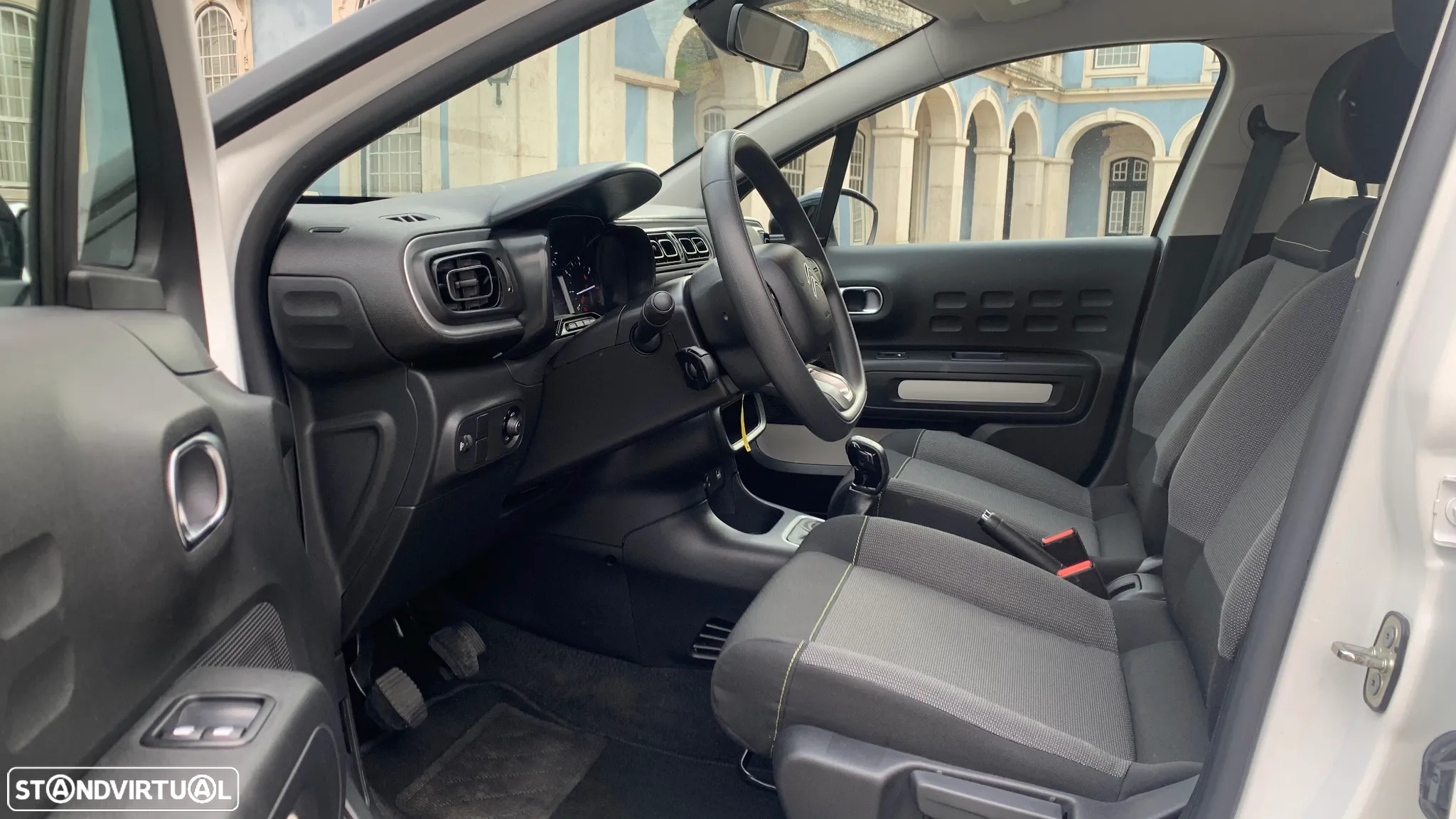 Citroën C3 1.2 PureTech C-Series - 23