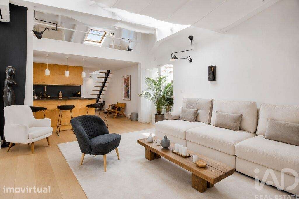 Apartamento T2 em Misericórdia de 94,7 m2 - Grande imagem: 4/40