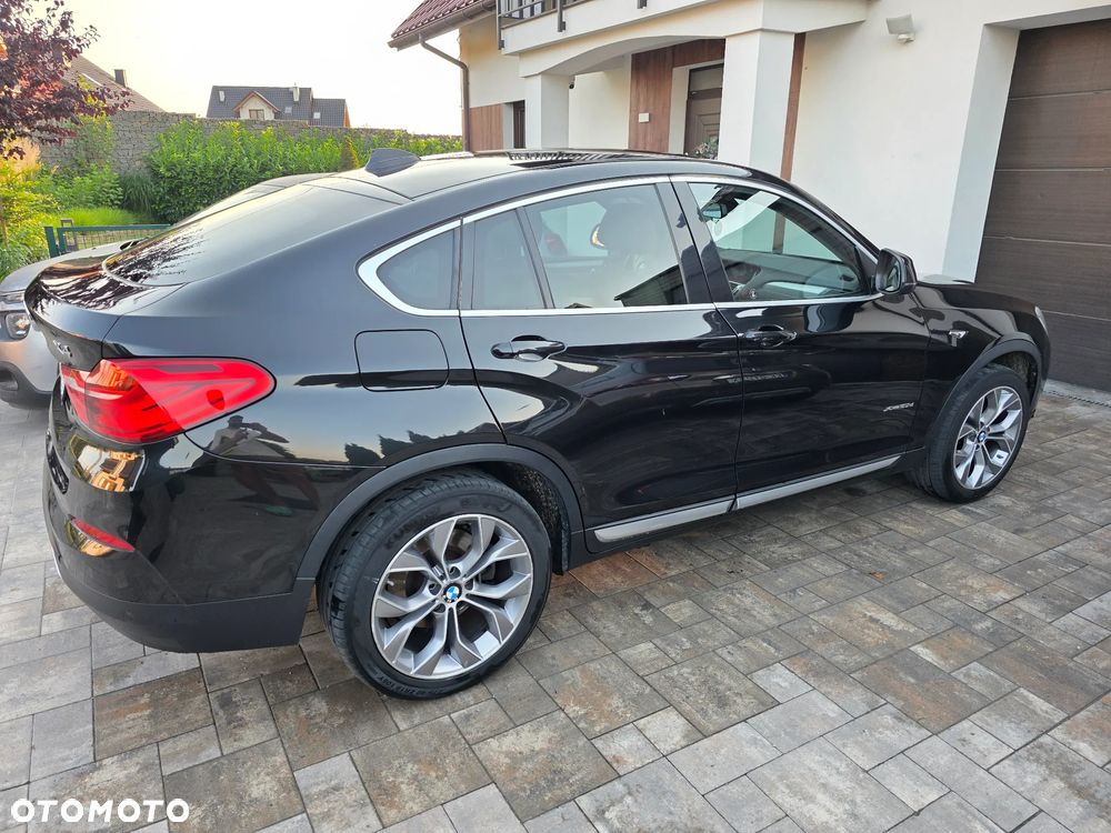 BMW X4 xDrive20d xLine sport - 14