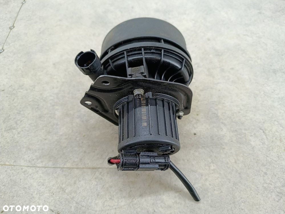 POMPA POWIETRZA WTÓRNEGO BMW 3 E46 FL 546213210282 PIERBURG 1.8 16V - 1