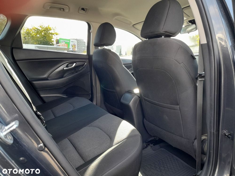 Hyundai i30 1.5 DPI Comfort - 8