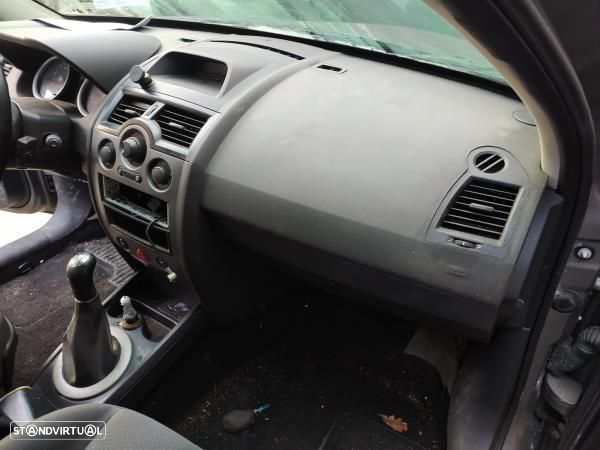 Para Peças Renault Megane Ii (Bm0/1_, Cm0/1_) - 5