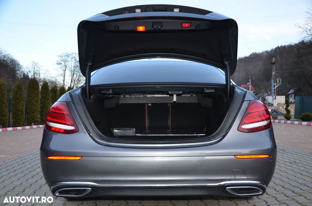 Mercedes-Benz E 220 d 9G-TRONIC Avantgarde - 4