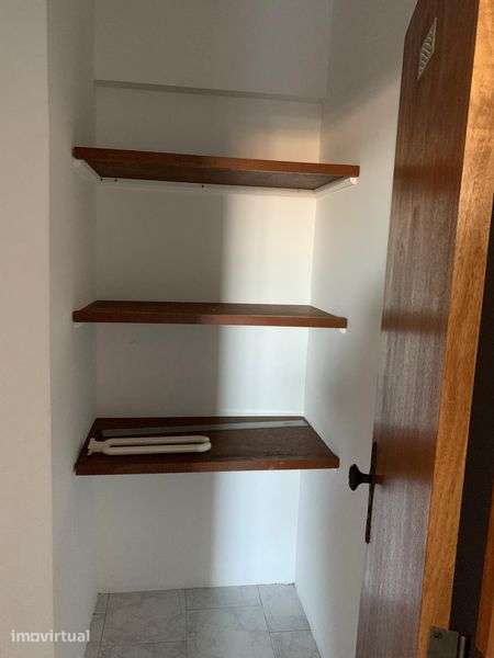Apartamento T3 junto ao palacio do Gelo - Grande imagem: 2/12