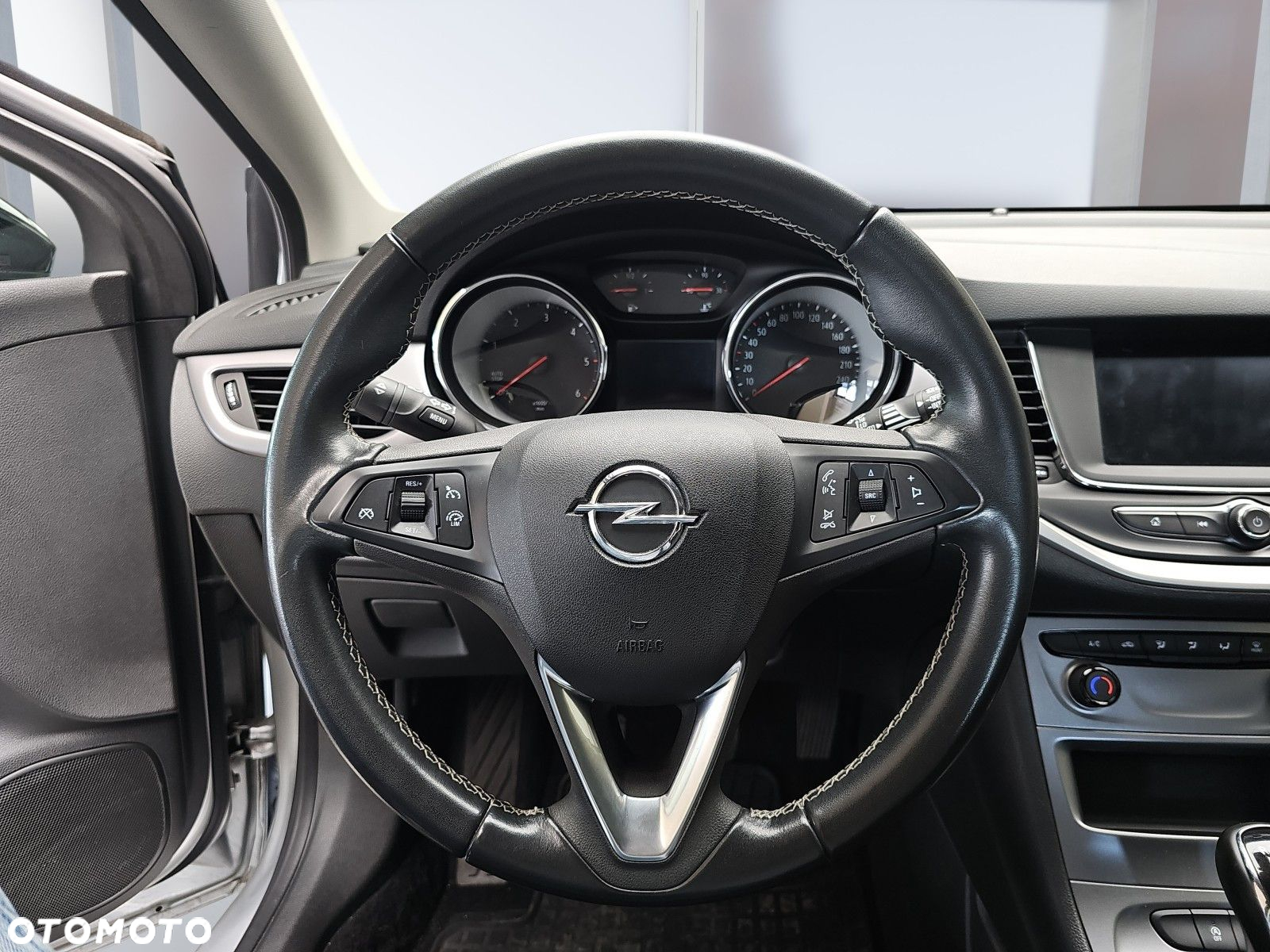 Opel Astra V 1.5 CDTI Edition S&S - 21