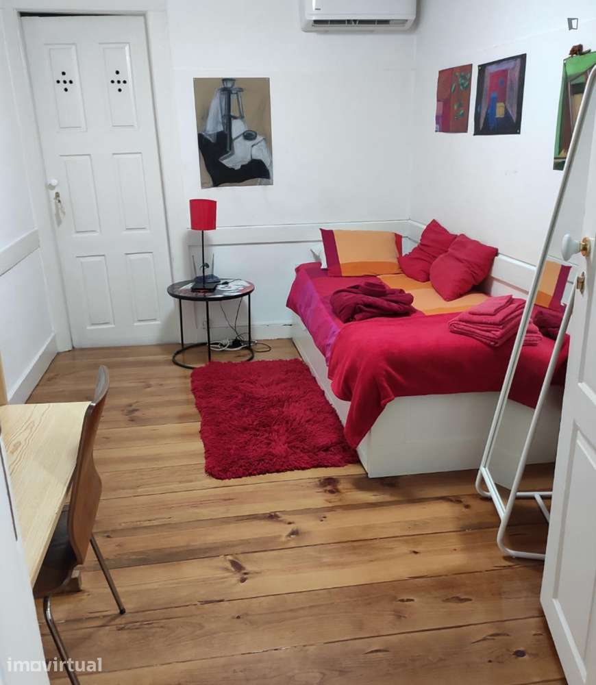 Apartamento com 1 quartos - localizado em Cedofeita Porto - Grande imagem: 2/18