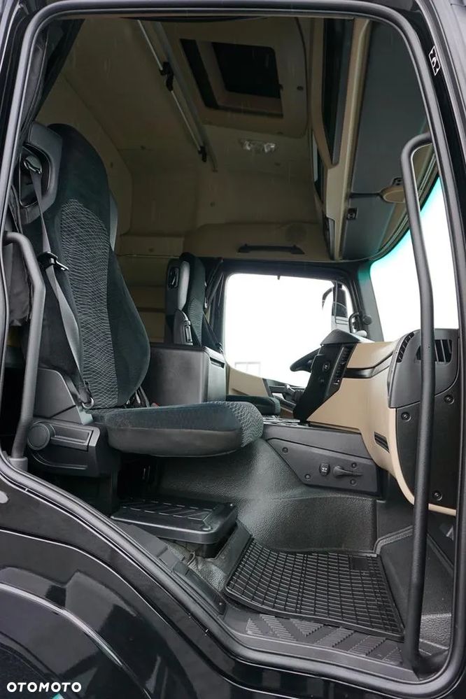 Mercedes-Benz / ACTROS / 2533 / ACC / E 6 / FIRANKA / ŁAD. 15 450 KG / 19 PALET - 8