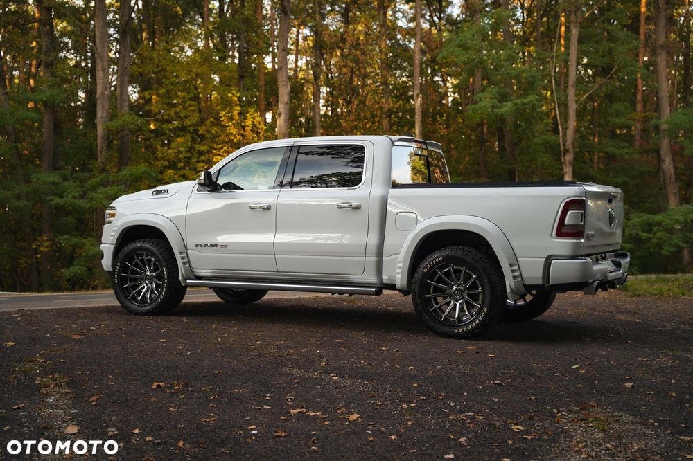 RAM 1500 - 25