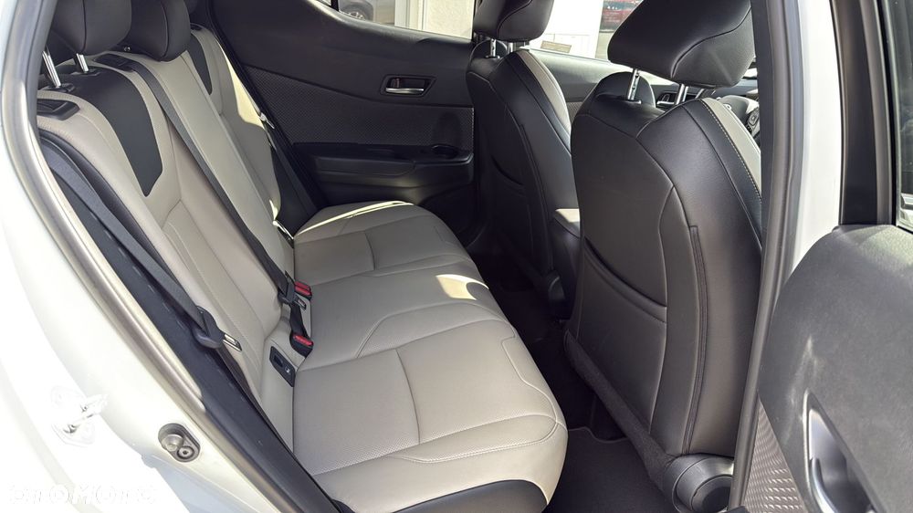 Toyota C-HR 1.8 Hybrid Executive - 8