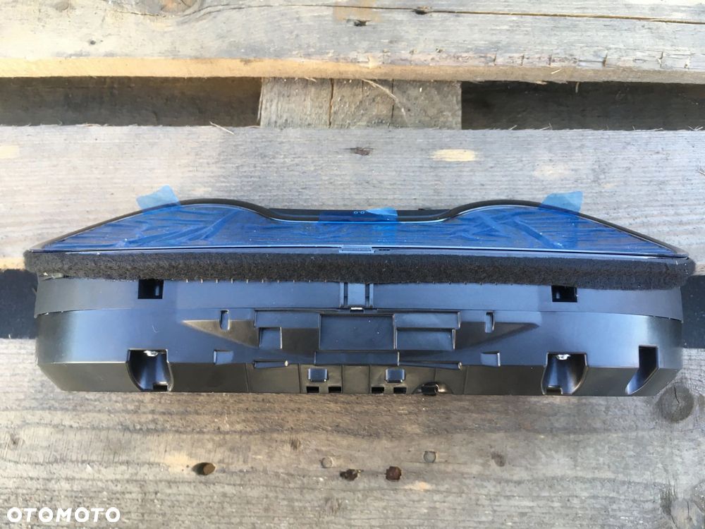 LICZNIK ZEGARY AUDI Q2 81A 81A920740E - 7