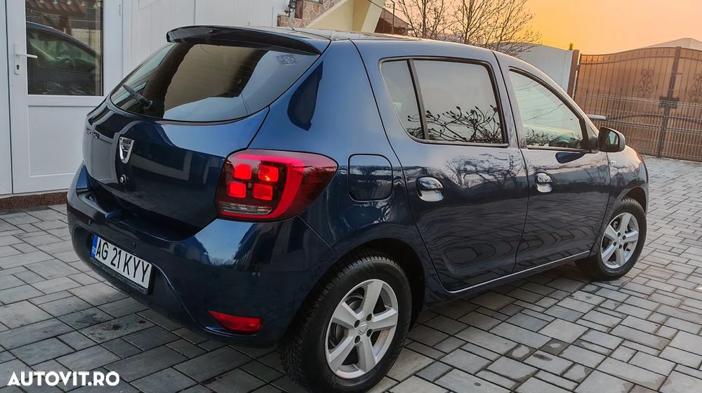 Dacia Sandero - 4