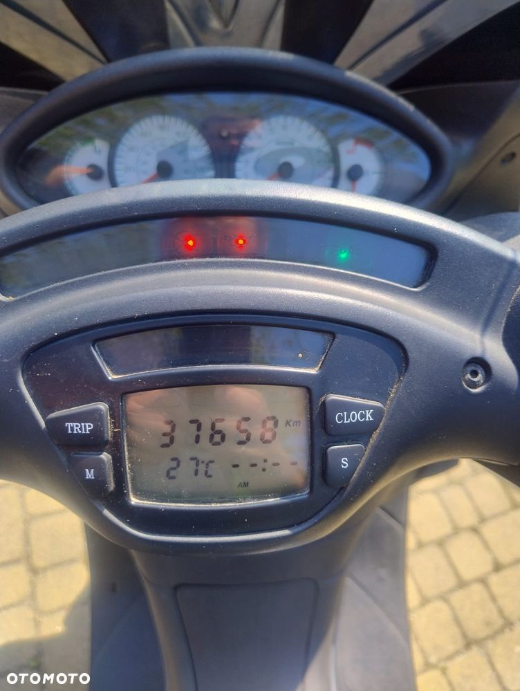 Piaggio X9 - 2