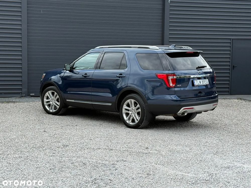 Ford Explorer - 15
