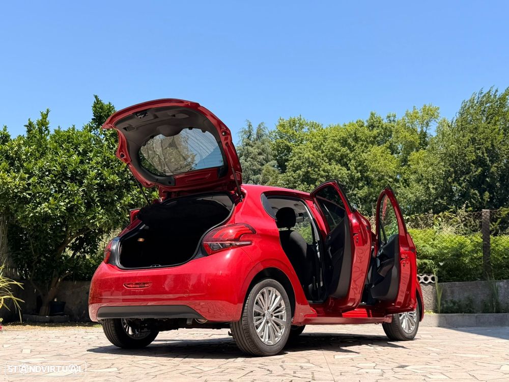 Peugeot 208 1.2 PureTech Style - 6