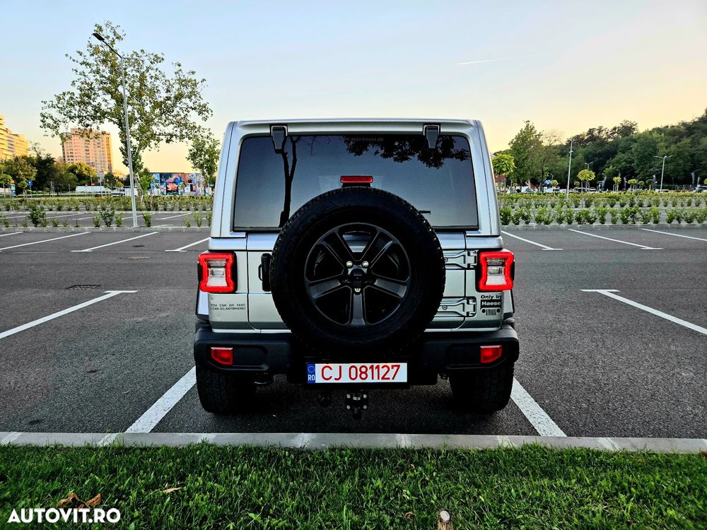 Jeep Wrangler - 6