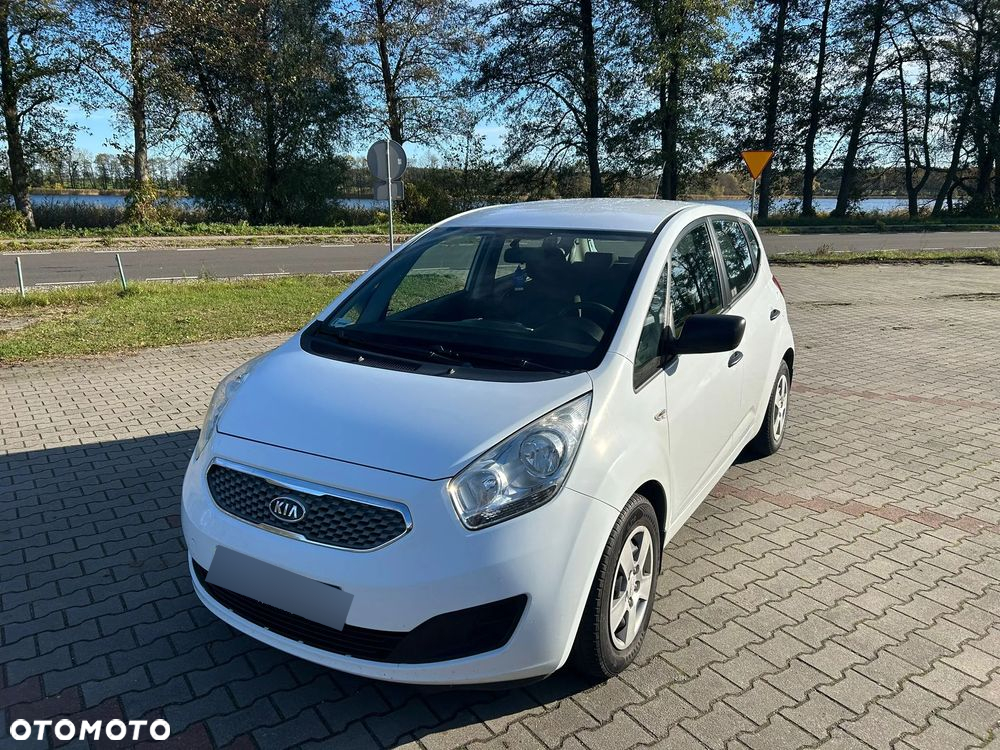 Kia Venga - 3