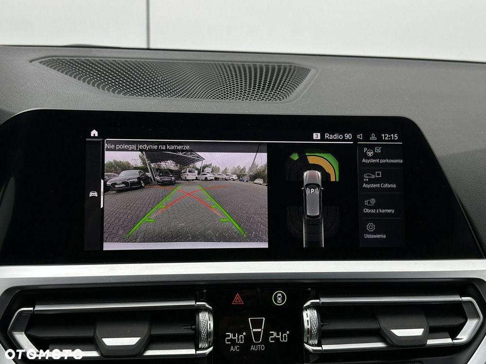 BMW Seria 3 330e PHEV M Sport - 26