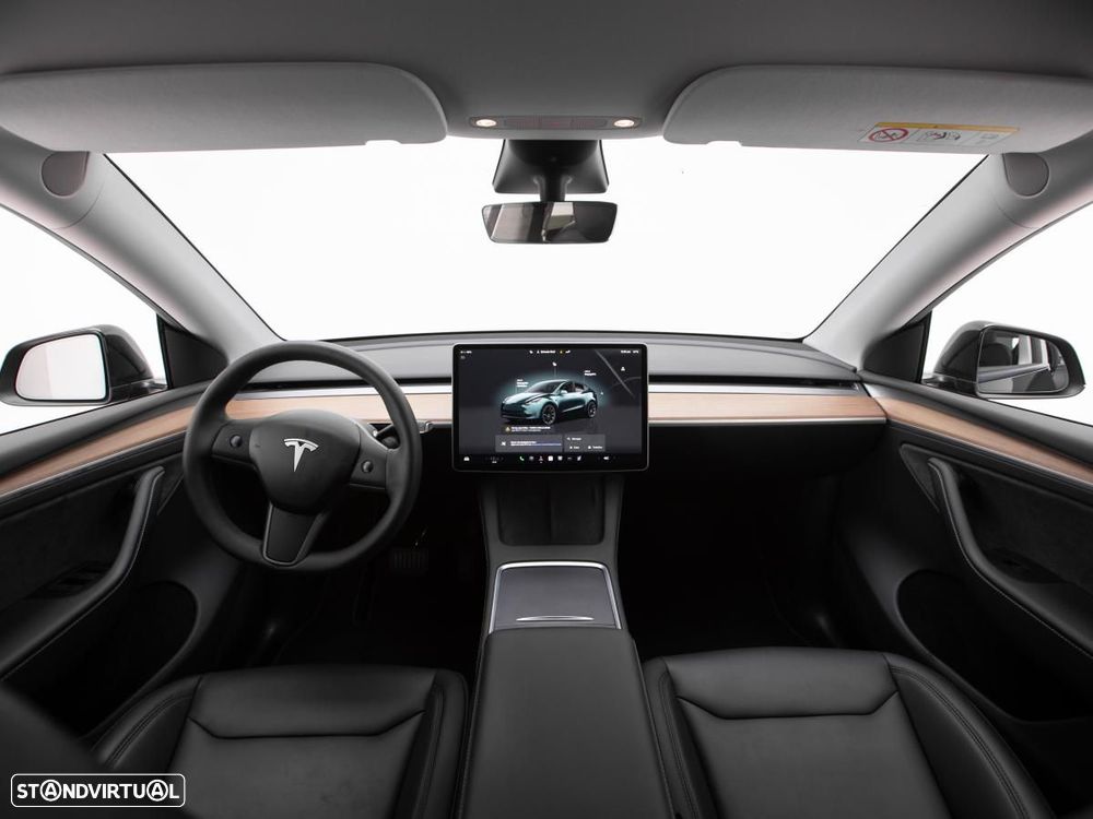 Tesla Model Y Long Range Dual Motor AWD - 7