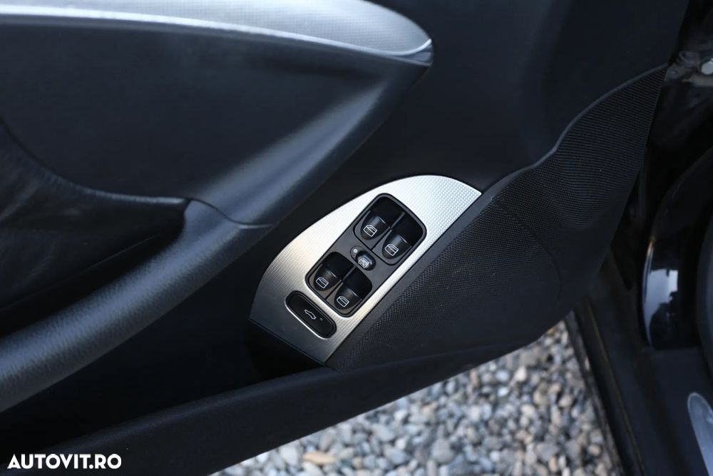 Mercedes-Benz CLK - 16