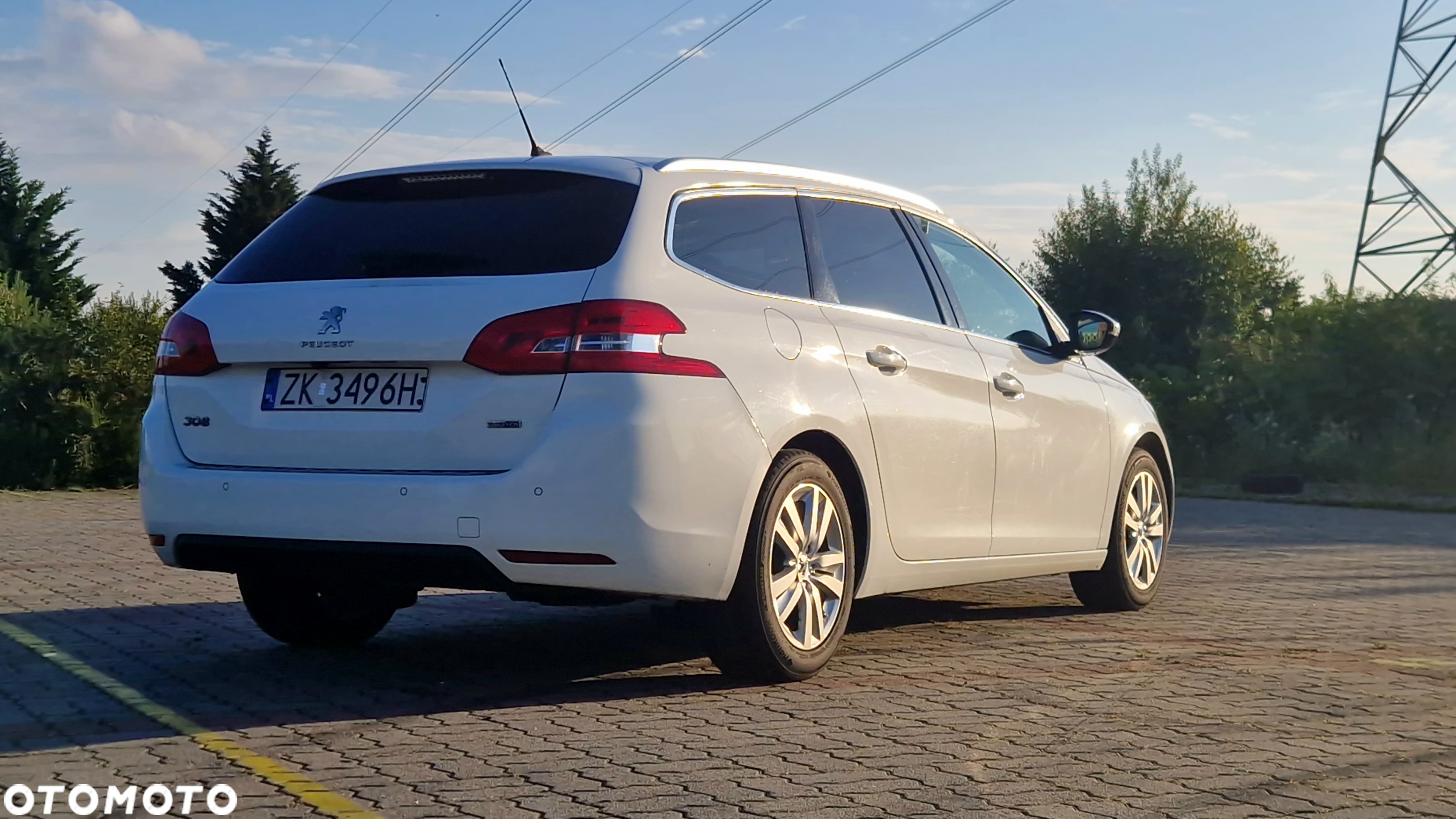 Peugeot 308 SW BlueHDi 120 Stop & Start Allure - 2
