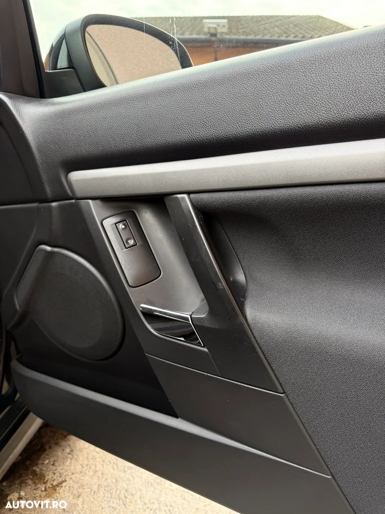 Opel Vectra 1.9 CDTI Essentia - 13