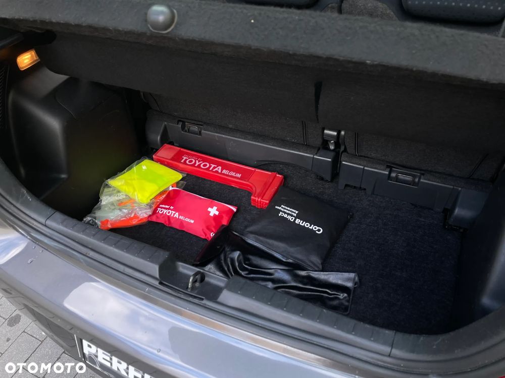 Toyota Yaris 1.33 Sol - 19