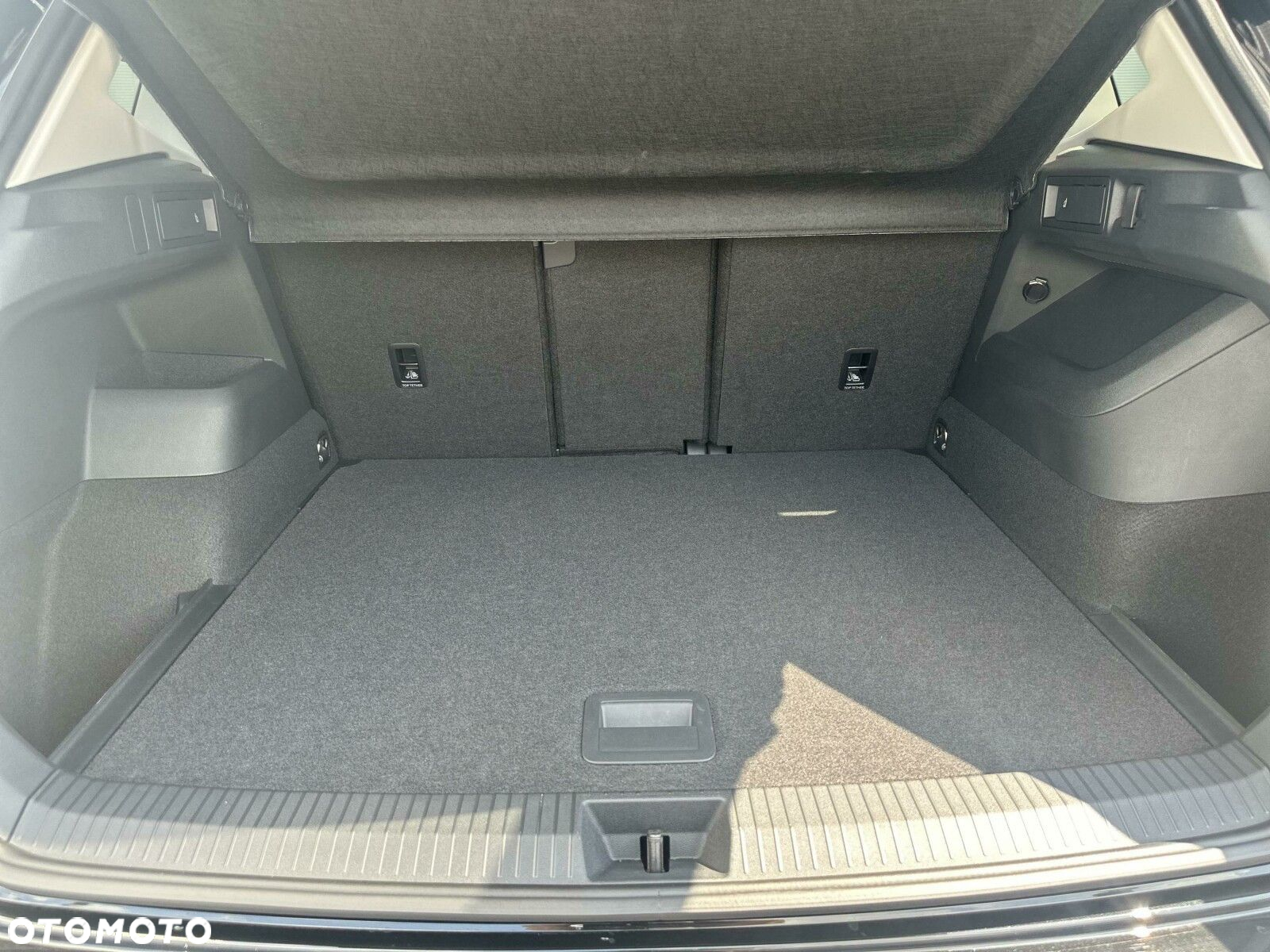 Volkswagen Tiguan - 9