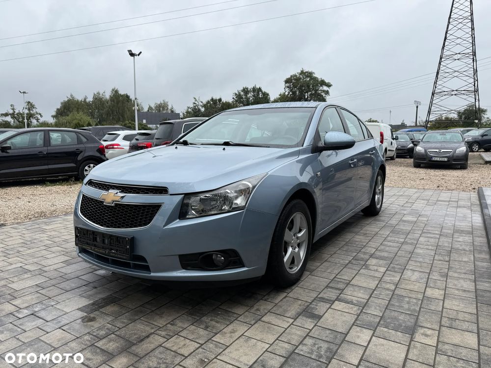 Chevrolet Cruze 1.6 LS - 22