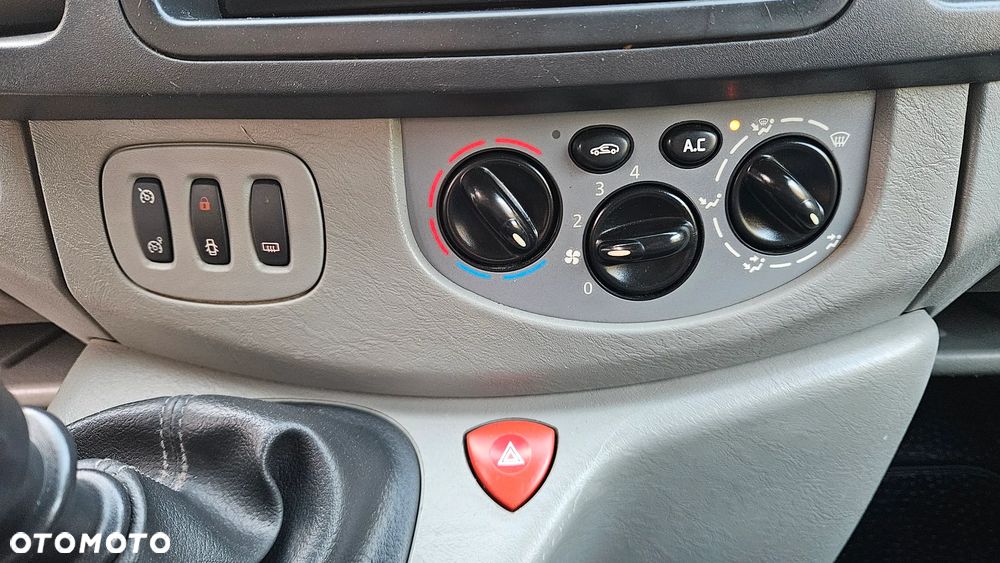 Renault Trafic 2,0DCI 115KM L2H1 Długi 2014Rok 167T.Km. Klima Tempomat - 20