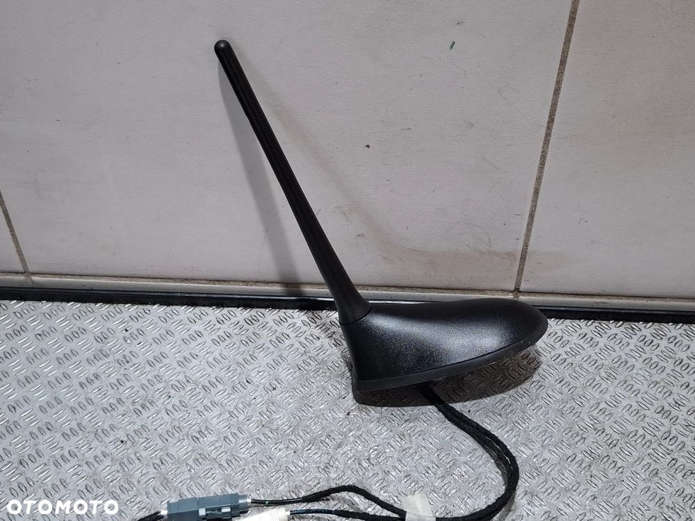 Antena podstawa Fiat 500 rok 2024 nr 00521926900 - 4