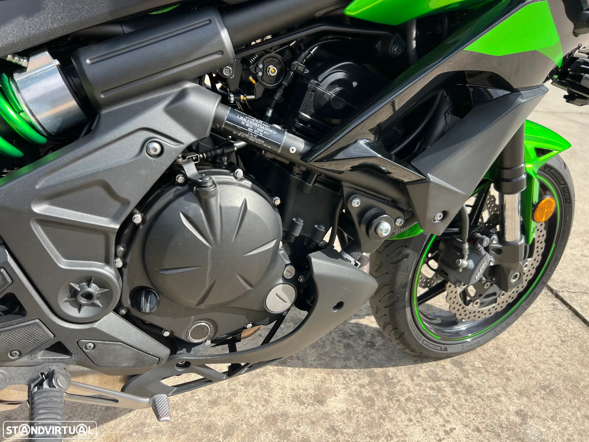 Kawasaki Versys Grand tour Shad - 16