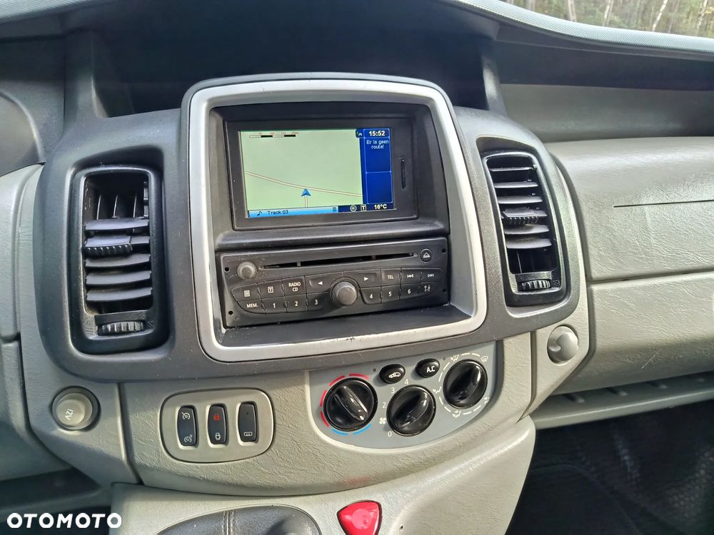 Opel Vivaro - 11