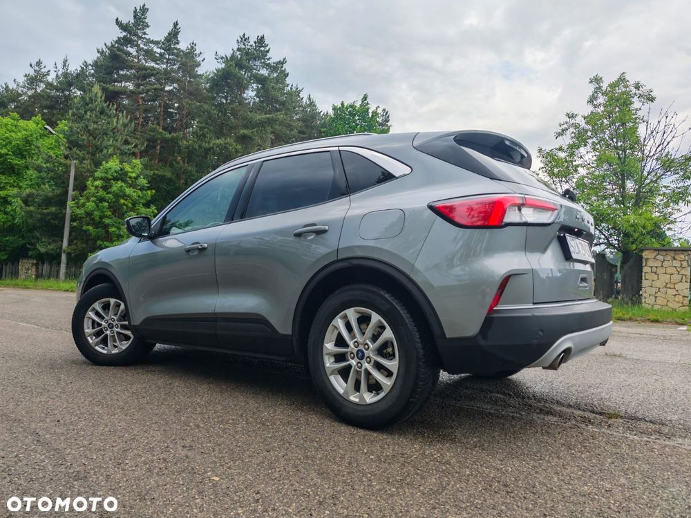 Ford Kuga - 13