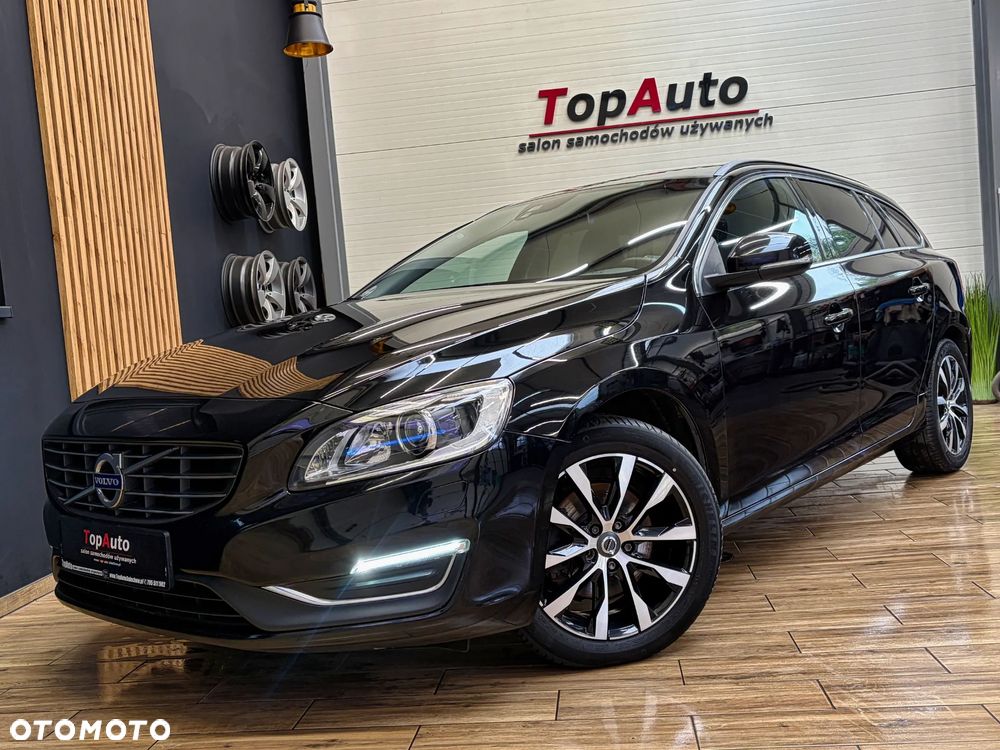 Volvo V60 D3 Geartronic Momentum Pro - 1