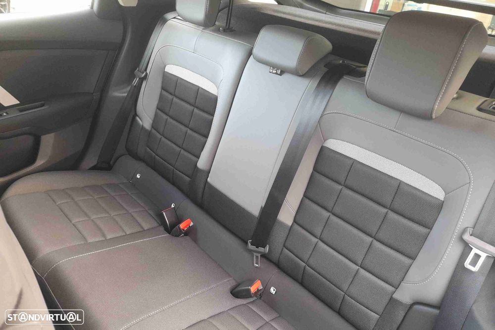 Citroën C4 1.2 Hybrid Plus e-DSC6 - 11