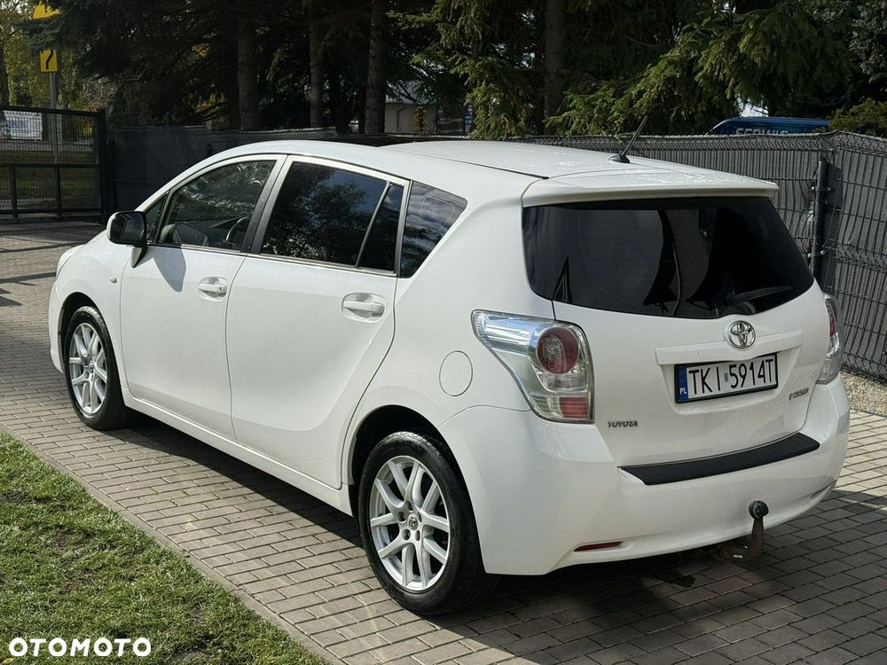 Toyota Verso - 4