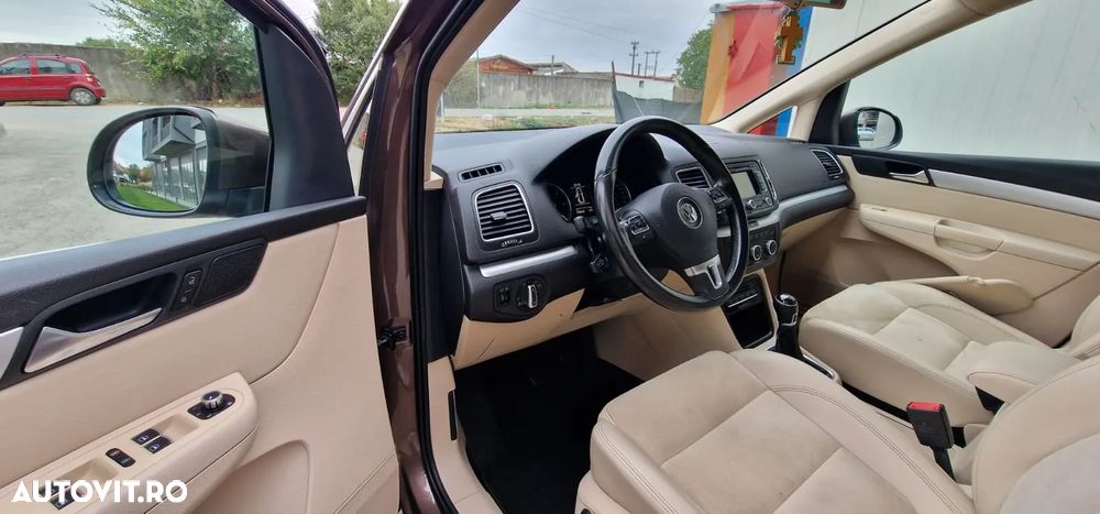 Volkswagen Sharan - 11