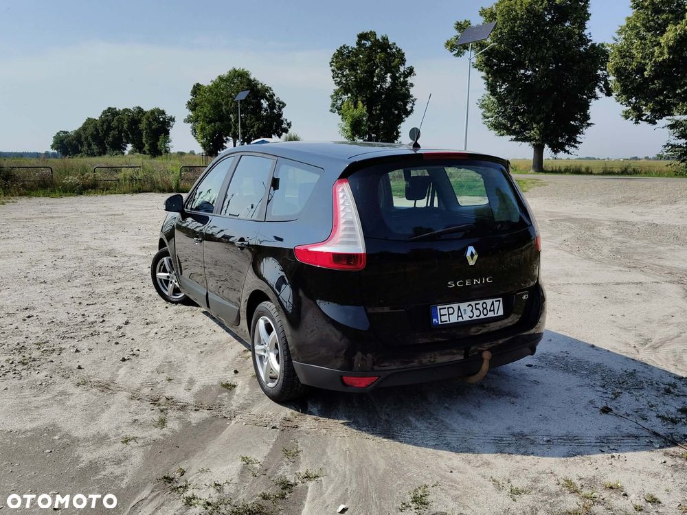 Renault Scenic 1.5 dCi Life EDC - 7