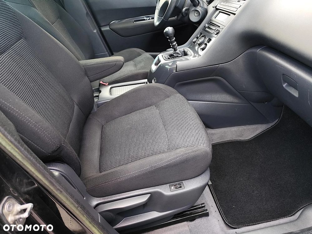 Peugeot 5008 HDI FAP 150 Family - 20