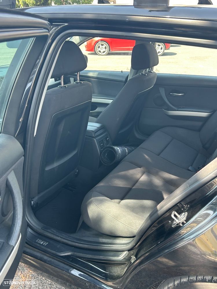 BMW 318 Gran Turismo d Auto - 10